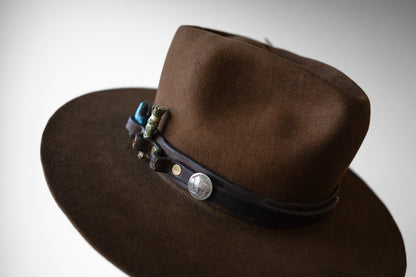 The Minimalist Hat 1700