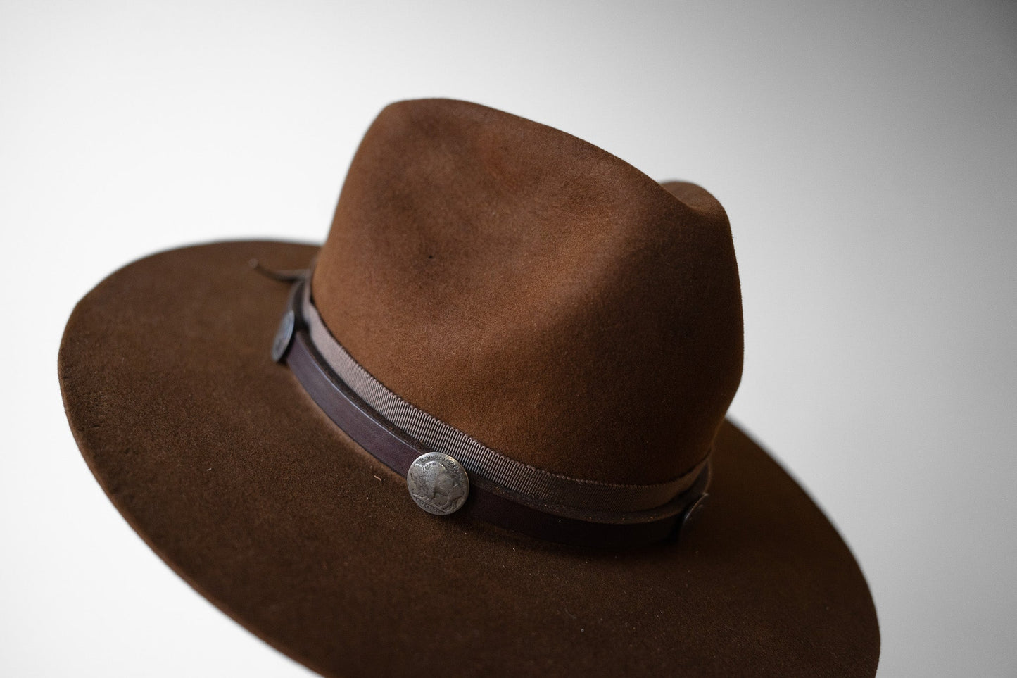 The Minimalist Hat 1701