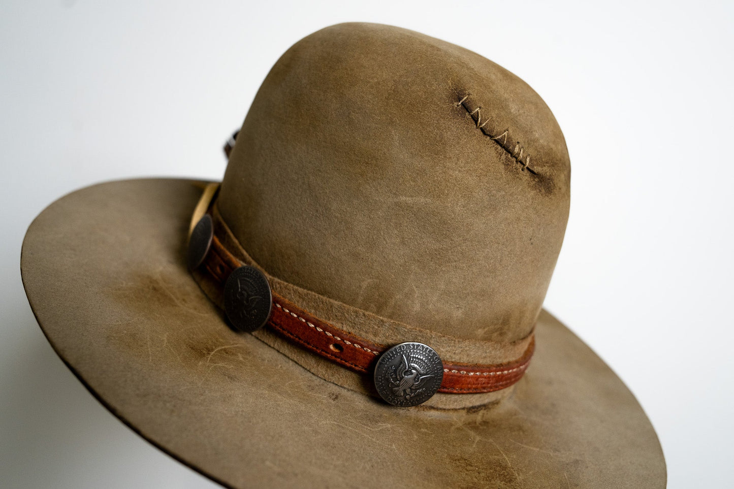 The Minimalist Hat 1706